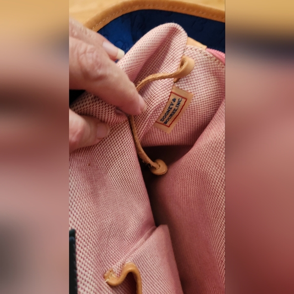 Dooney & Bourke Navy and Tan Tote Bag - Picture 8 of 9